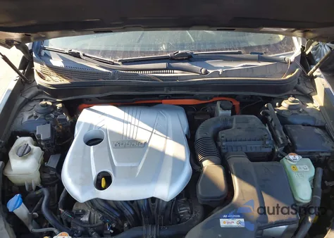 2013 Hyundai Sonata Hybrid Limited z USA, uszkodzony, nr VIN KMHEC4A41DA084654